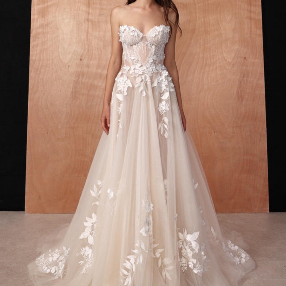 Galia Lahav